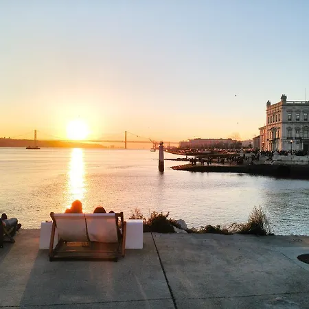 Bica Terrace Apartment *