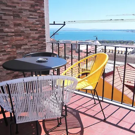 Bica Terrace *